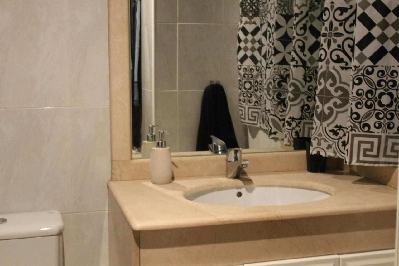 Duplex Amplio,Parking Wifi, 2 Terrazas, Bien Conectado Con Playas, Zona Segura Apartment Vigo Exterior photo